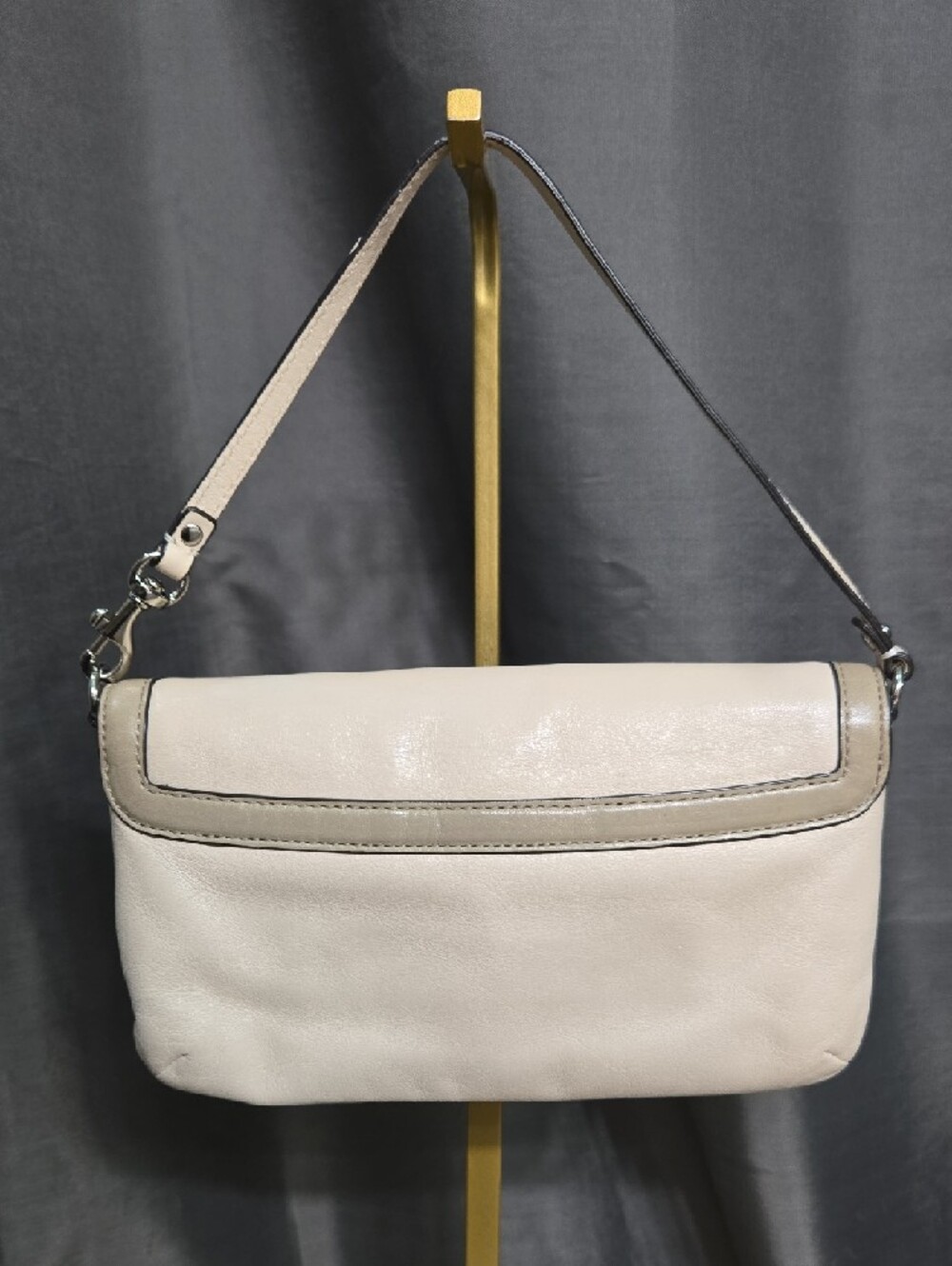 Coach Kristen Cream Leather Shoulder Bag with Silver-Tone Clasp - Picture 2 of 12